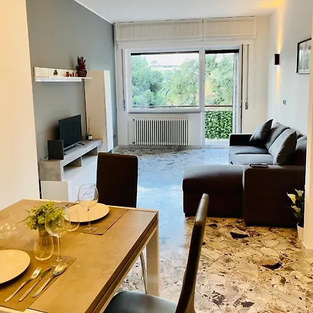 Suite169 Con Vista Барі